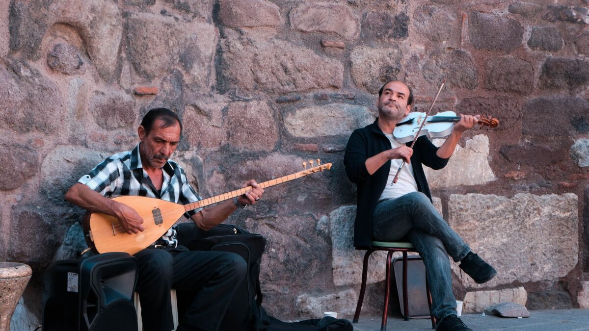 Moving to Turkey: visas, banking and SIM cards
