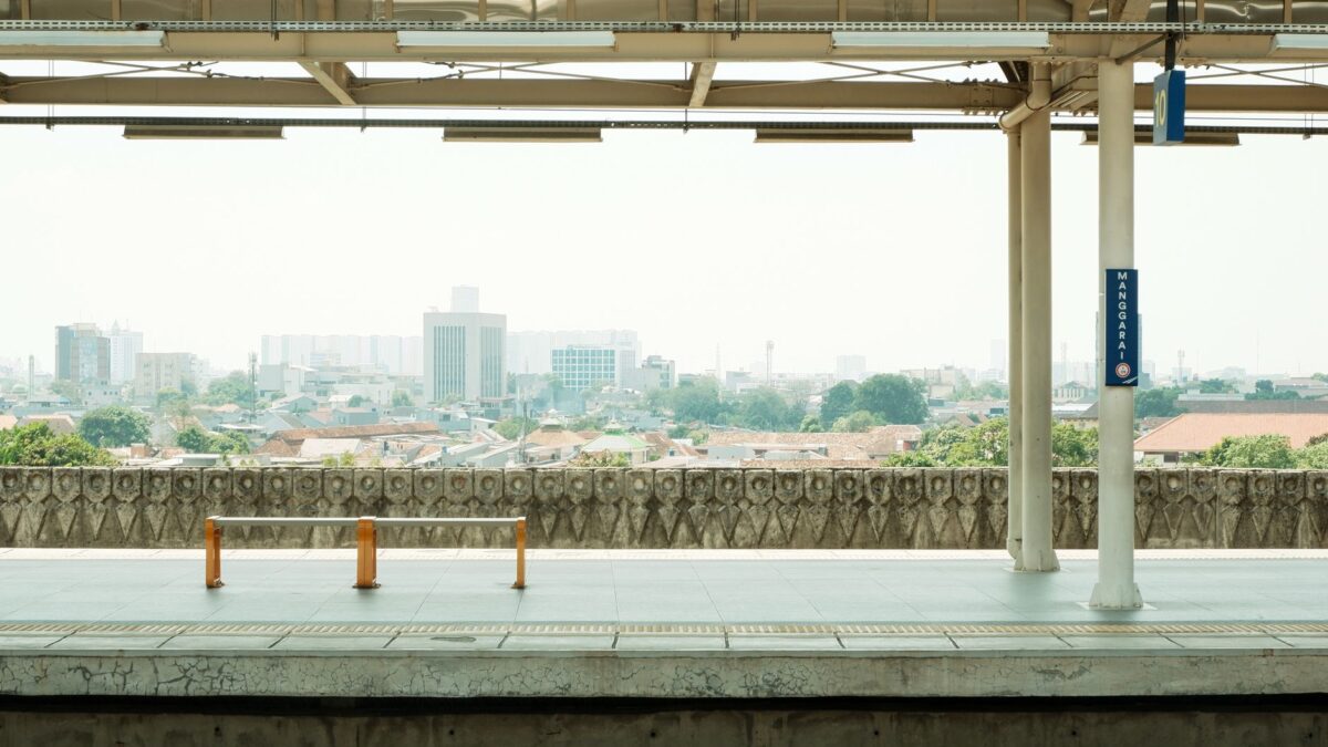 Getting around Jakarta: metros, taxis and passes