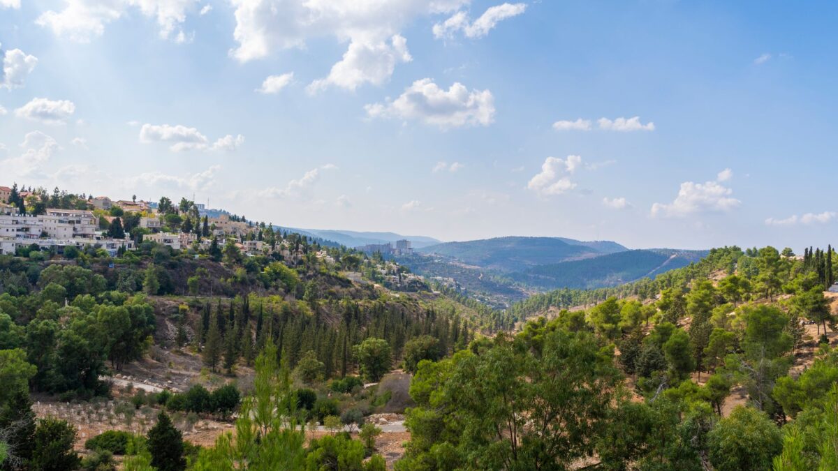 Israel in August 2026: what travelers should know now