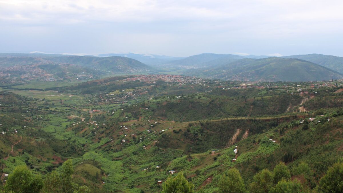 Rwanda in August 2026: what travelers should know now