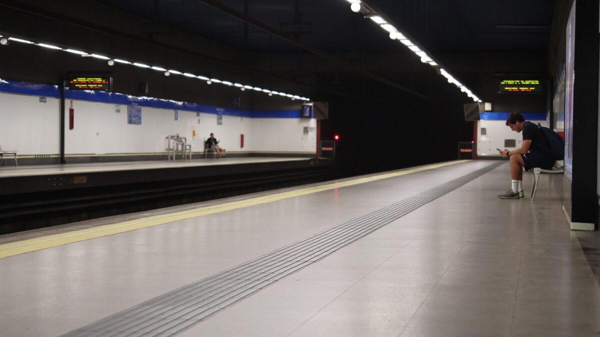 Getting around Madrid: metros, taxis and passes