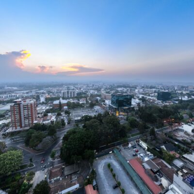 Getting around Guatemala City: metros, taxis and passes