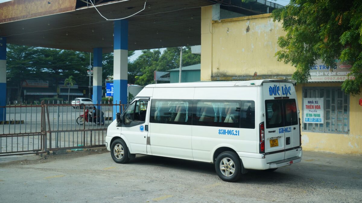 Getting around Kampala: metros, taxis and passes