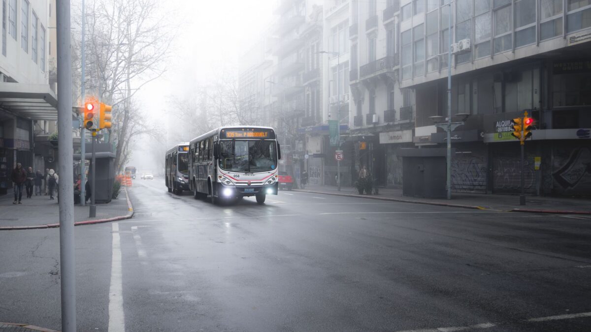 Getting around Montevideo: metros, taxis and passes